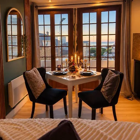 Balneo, Sauna Avec Vue A 100m De La Apartment